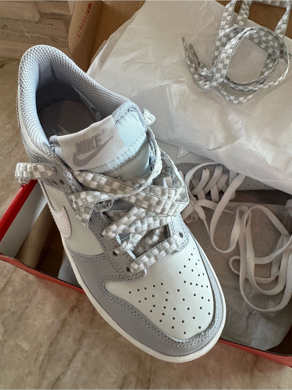 Nike Dunk Low (GS) Pure Platinum/White-Wolf Grey Size 4.5Y/6W